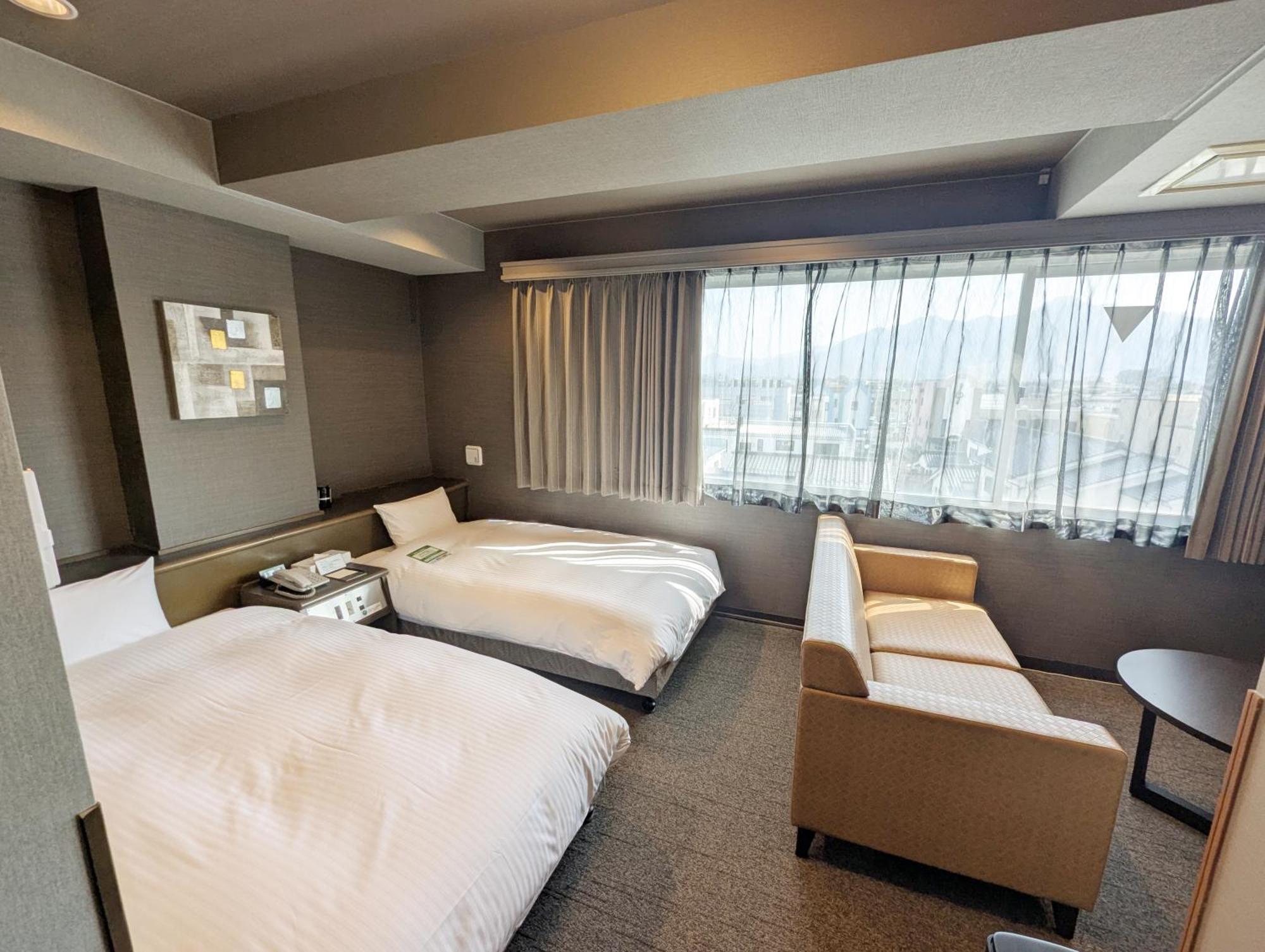 Hotel Route-Inn Court Chikuma-Koshoku Kültér fotó